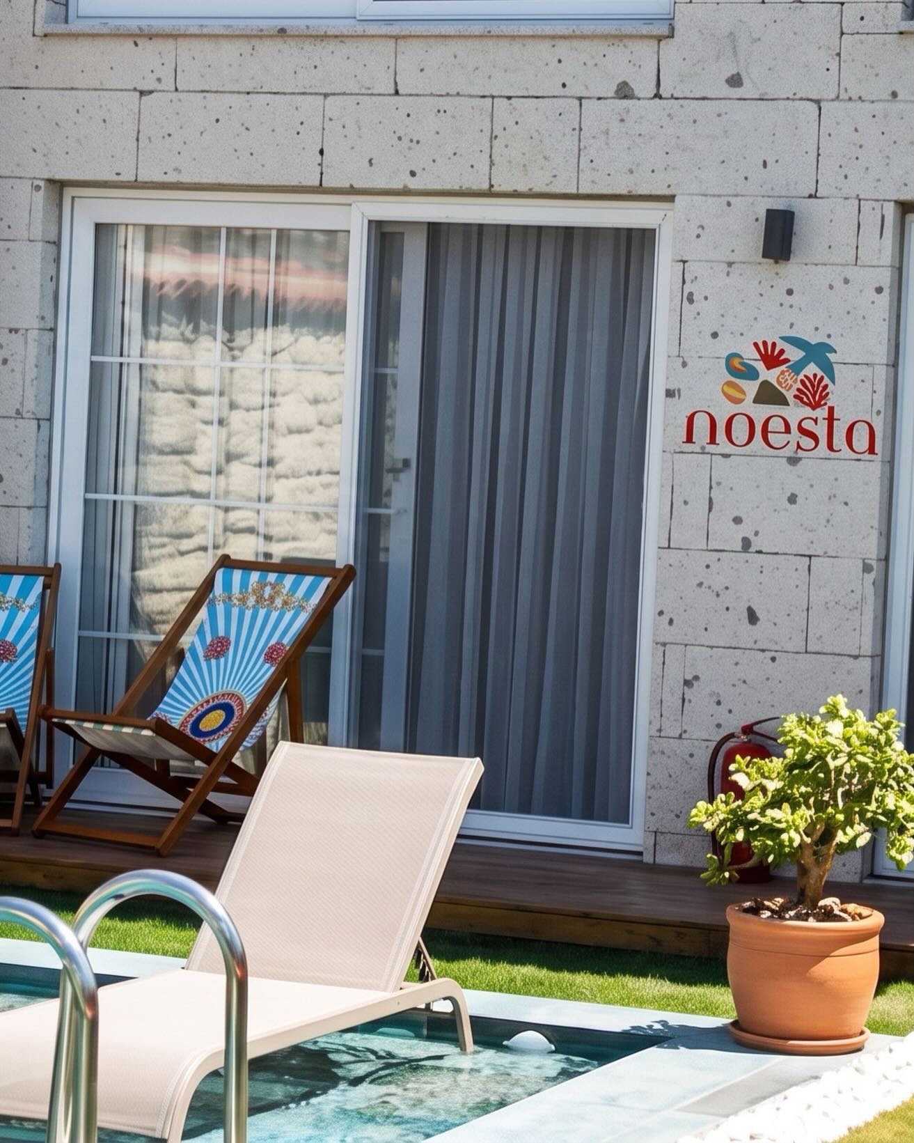 Noesta Alaçatı dekoratif tasarım detayı — Ege esintili butik tasarım otel iç mekan estetiği (3)