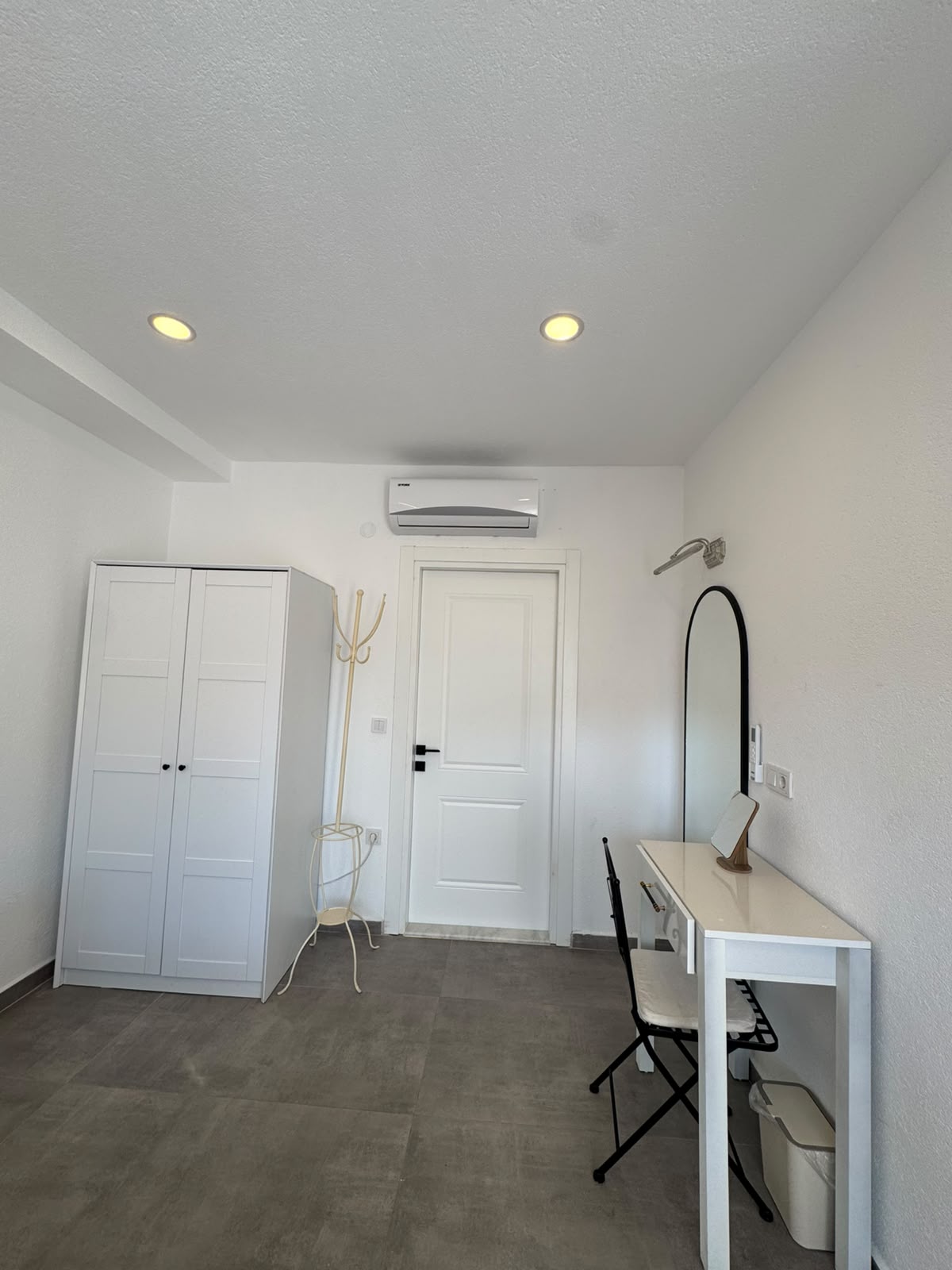 Deluxe Oda, Havuz Manzaralı, 1. Kat - Noesta Alaçatı Pansiyon oda fotoğrafı 3